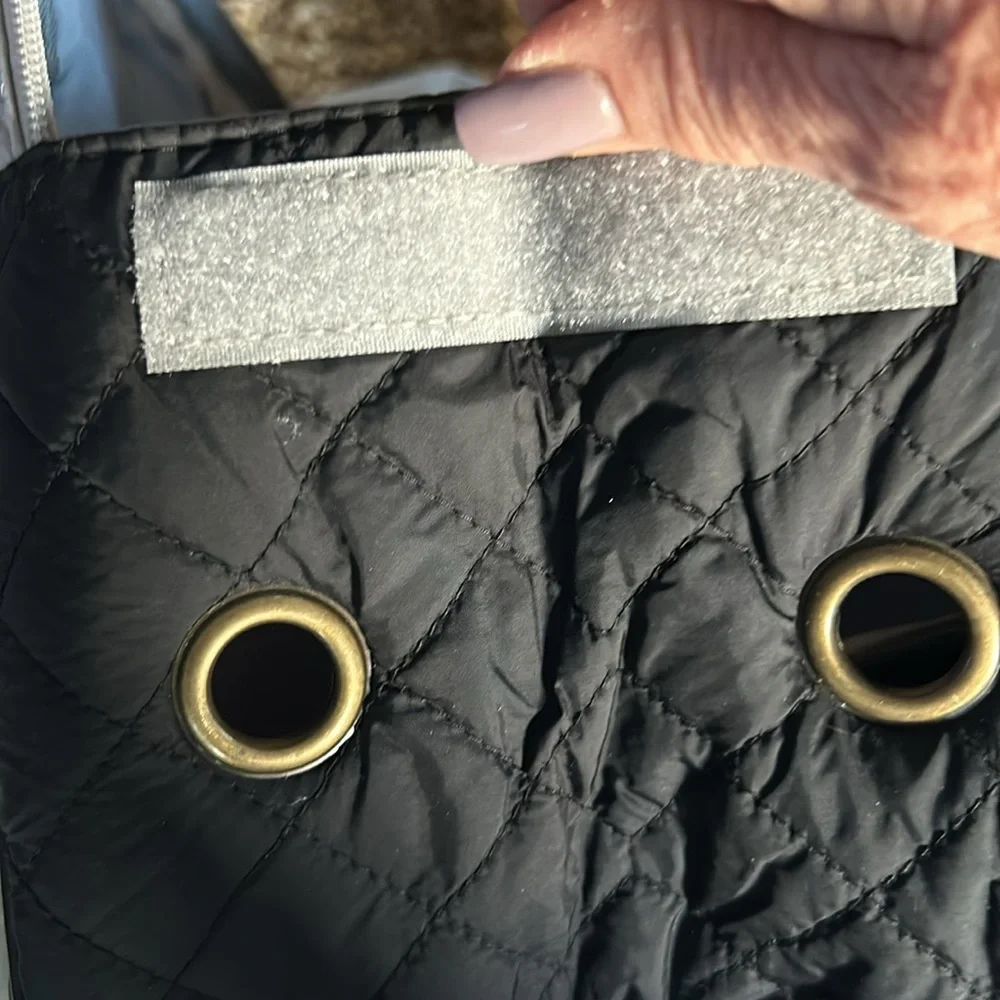 Fashionable Pet Carrier!
